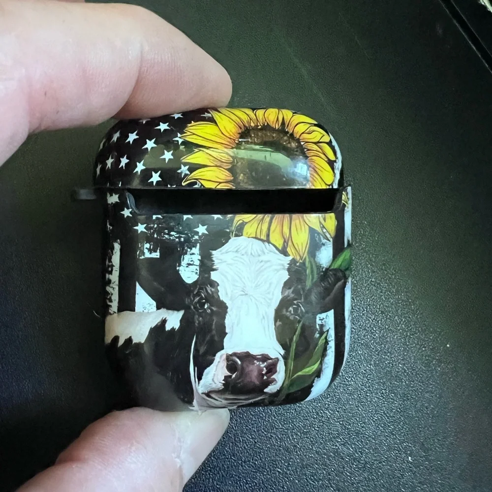 Unique Cow and Sunflower AirPods Case 2 piece COW LOVERS 🐄